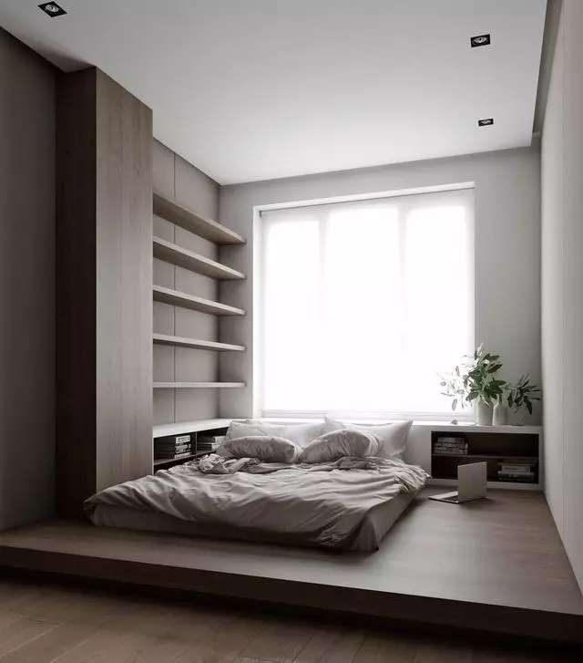 请问63方小房间这个床得怎么摆