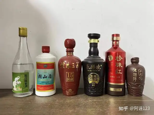 米香型白酒_米香型白酒的风格有很多，可不只桂林三花酒  第1张