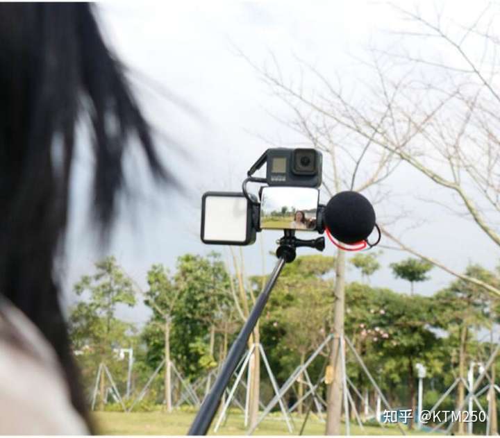 独自旅行时有哪些适合拍摄vlog的轻便摄像机值得推荐