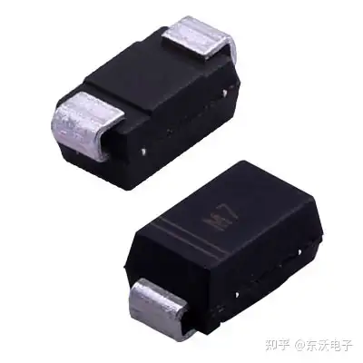 关于贴片二极管m7和a7的区别,具体如下