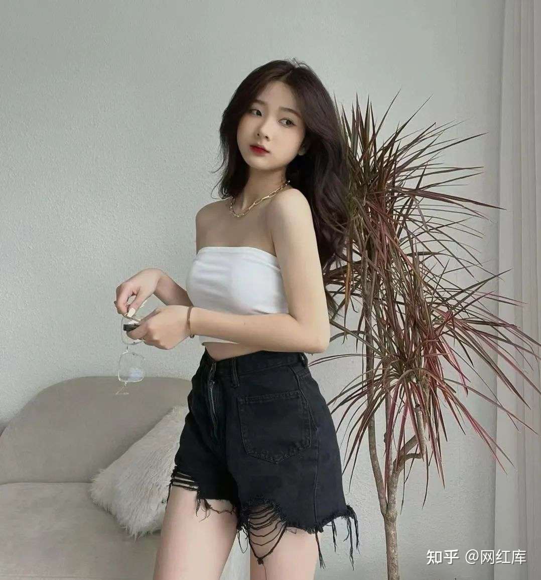 INS美女|越南网红_dieulinh16_，纯欲性感图片 Facebook-第9张