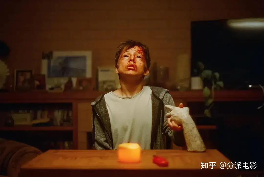 R级爆款《复活她》尺度口碑双爆,年度最大惊喜