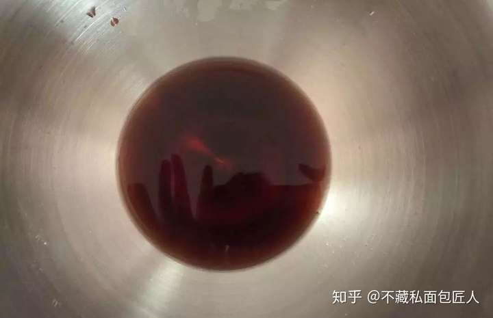 当下火爆的软欧包,跟甜面包有什么区别?