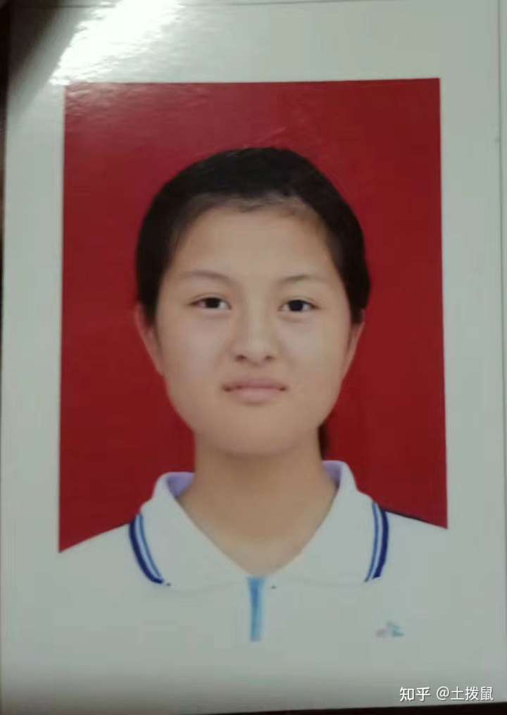 接下来拿图说话,都是学校拍的证件照: (高中时期)<br&gt