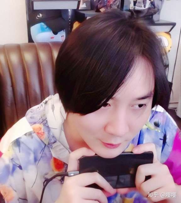 怎么看待张大仙破天荒换发型