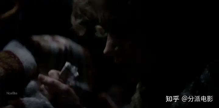 《漫长的阴影》豆瓣8.5,连杀13人,全程揪心!