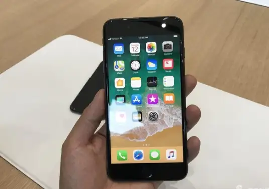 iPhone8是否值得买？老司机给你中肯的建议- 知乎