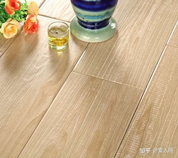 装修干货 三分钟教你学会选地板 知乎