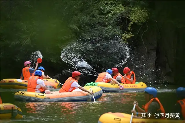 豫西一漂流景区, 暑假80%的家长带孩子去玩, 一半是回头客