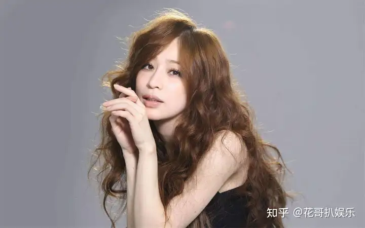 王心凌参加七夕晚会后，疑似经纪人解释的截图疯传，粉丝发文澄清
