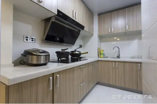 75㎡清新小美式装修,靓家居实景分享小户型华丽变身美式风情宅(图8) 75㎡清新小美式装修,靓家居实景分享小户型华丽变身美式风情宅(图8)
