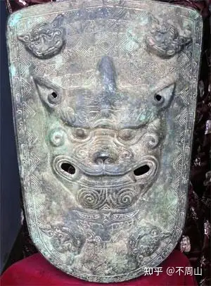 矛是中国古代一种用于直刺和扎挑的长柄格斗兵器,和枪有明显的区别.