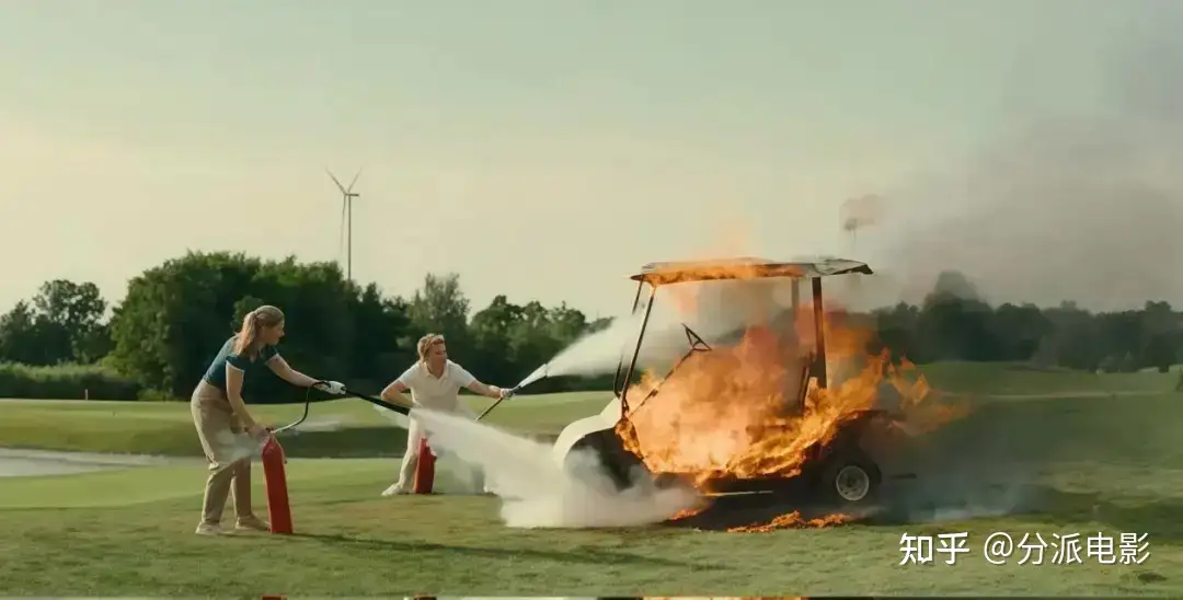 《孔雀：我是真的吗？》年度荒诞喜剧神作！