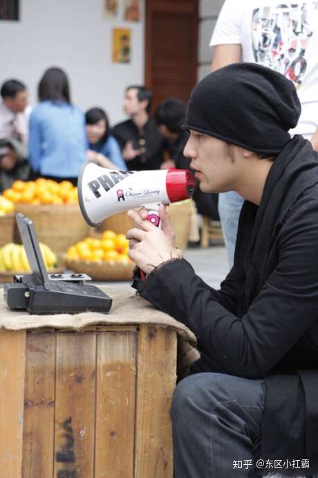 为什么周杰伦每次打球都喜欢包着头巾