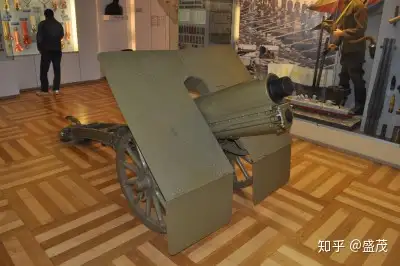 二战前捷克斯科达c系列山炮