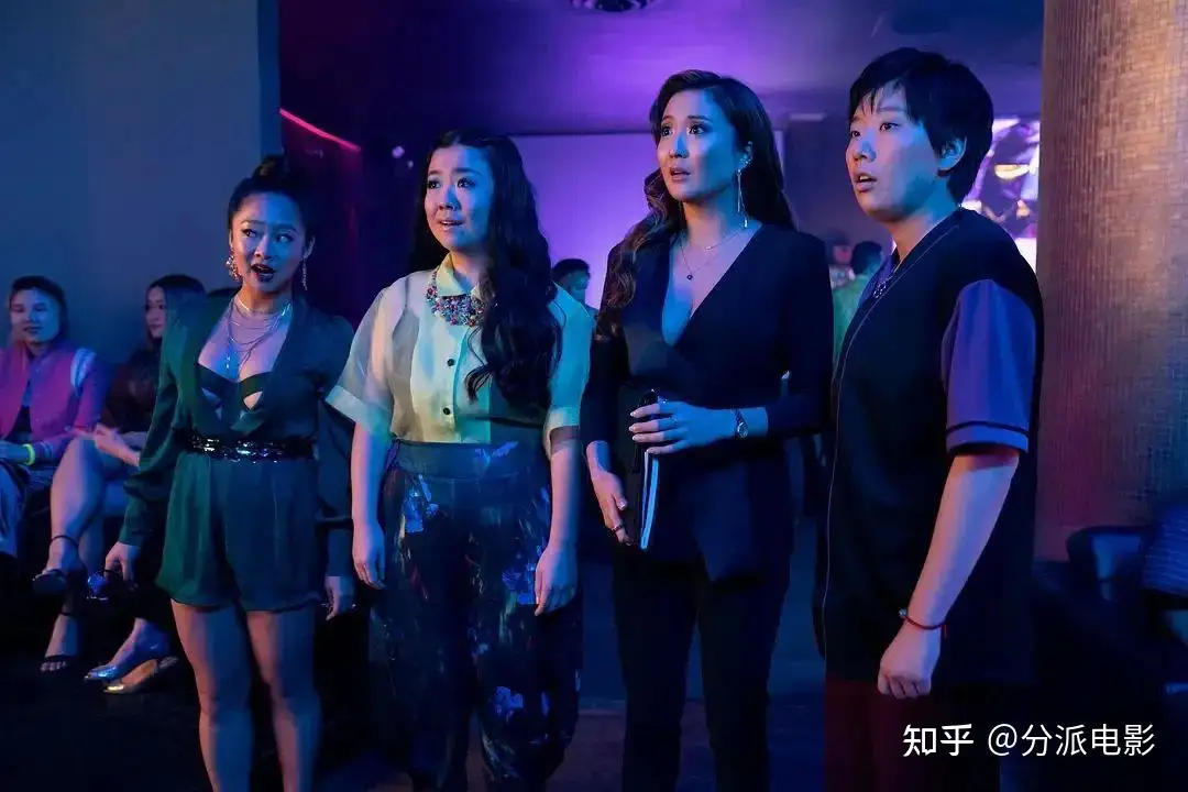 亚裔性喜剧《兜风》玩尺度、无下限,这次真辱了?