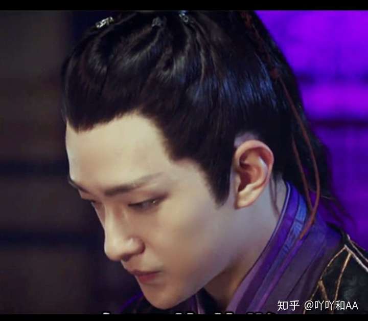 如何看待长歌行男主演屈楚萧变成吴磊