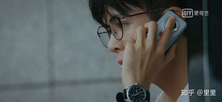 终极笔记吴邪带的什么手表