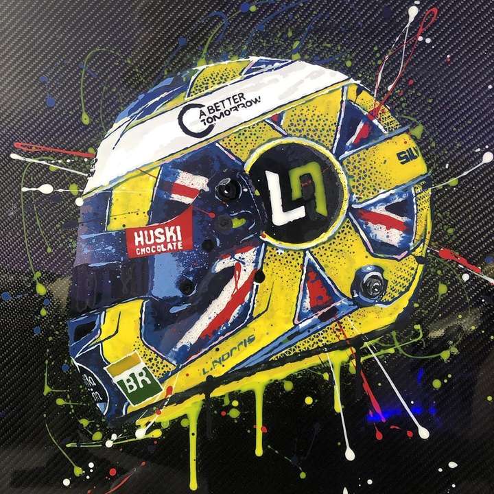 f1里兰多诺里斯的各种头盔