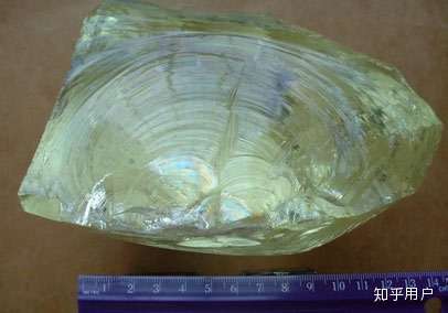 贝壳状断口是怎么形成的