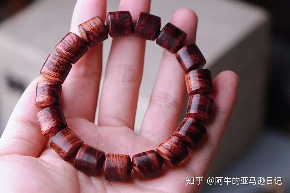 不知道怎么辨别黄花梨木手串的真假 教你立判真假 知乎