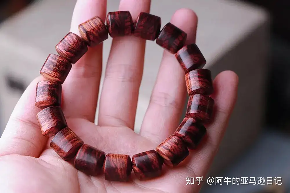 不知道怎么辨别黄花梨木手串的真假 教你立判真假 知乎