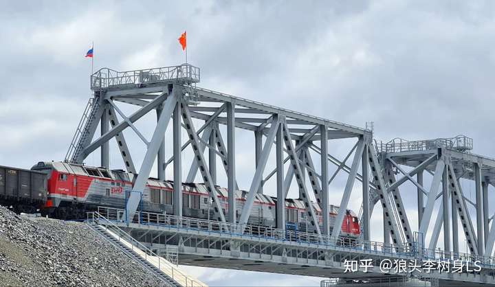 中俄首座跨江铁路大桥 俄方段拖延七年竣工_图1-1