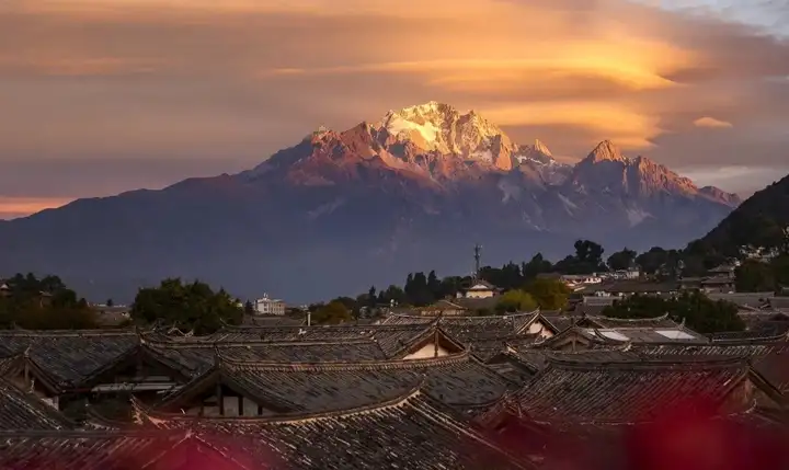 五一出行，不用订酒店，不用做攻略，一张火车票就能完成的完美旅行！