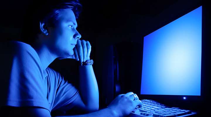 整天对着电脑怎么保护眼睛