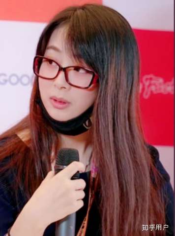 如何评价b站模玩up主虾米大模王的卖肉营销?