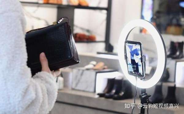 做B2C直播源码的投资计划前,很大要看完这篇插图 做B2C直播源码的投资计划前,很大要看完这篇插图