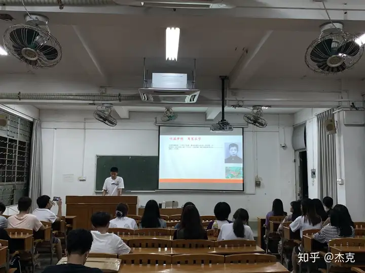 燃烧青春，照亮未来（团日活动总结）