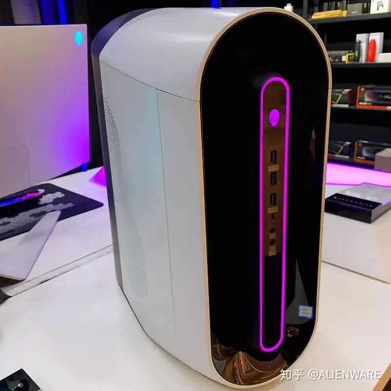 科幻感十足：Alienware Aurora R9游戏台式机- 知乎