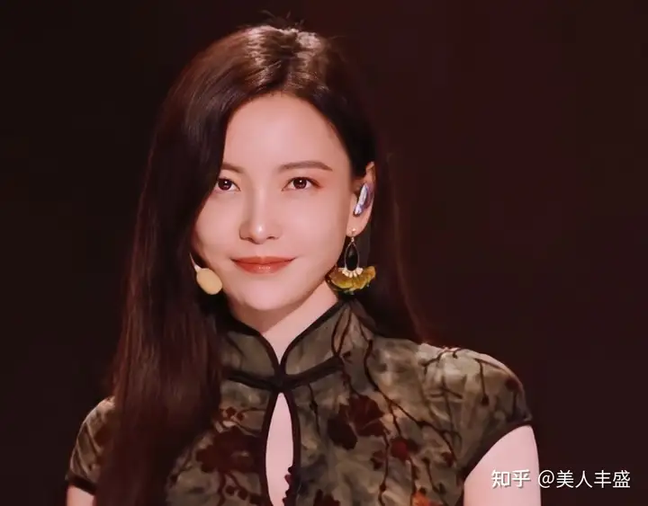 《乘风破浪3》“三公”舞台真正的孤勇者：宁静、于文文、蔡卓妍(乘风破浪第二季三公什么时候播出)