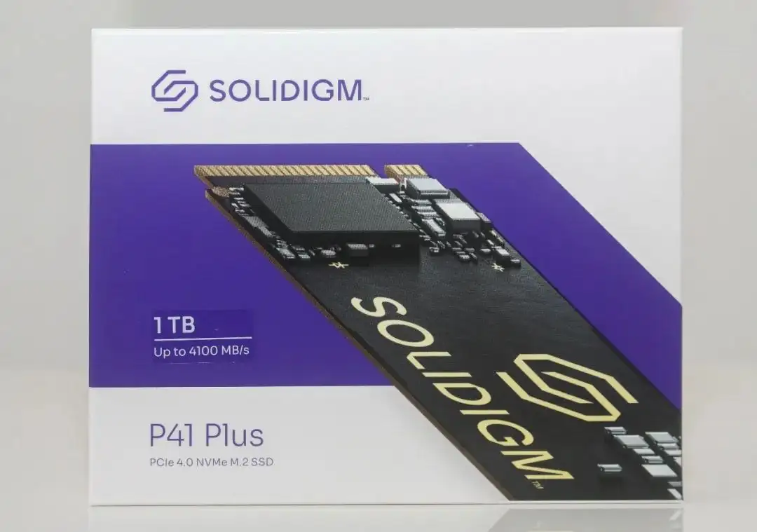 Solidigm P41 Plus 2TB SSD 使用時間少美品-