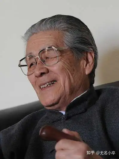 七一勋章获得者蓝天野