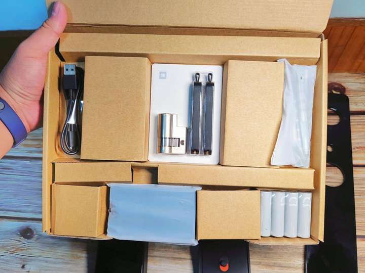 小米智能门锁Pro全测评:有眼力见儿!更安全!