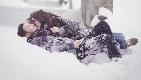 如何收服一只脑洞清奇的水瓶男 丨十二星座男神使用攻略 知乎