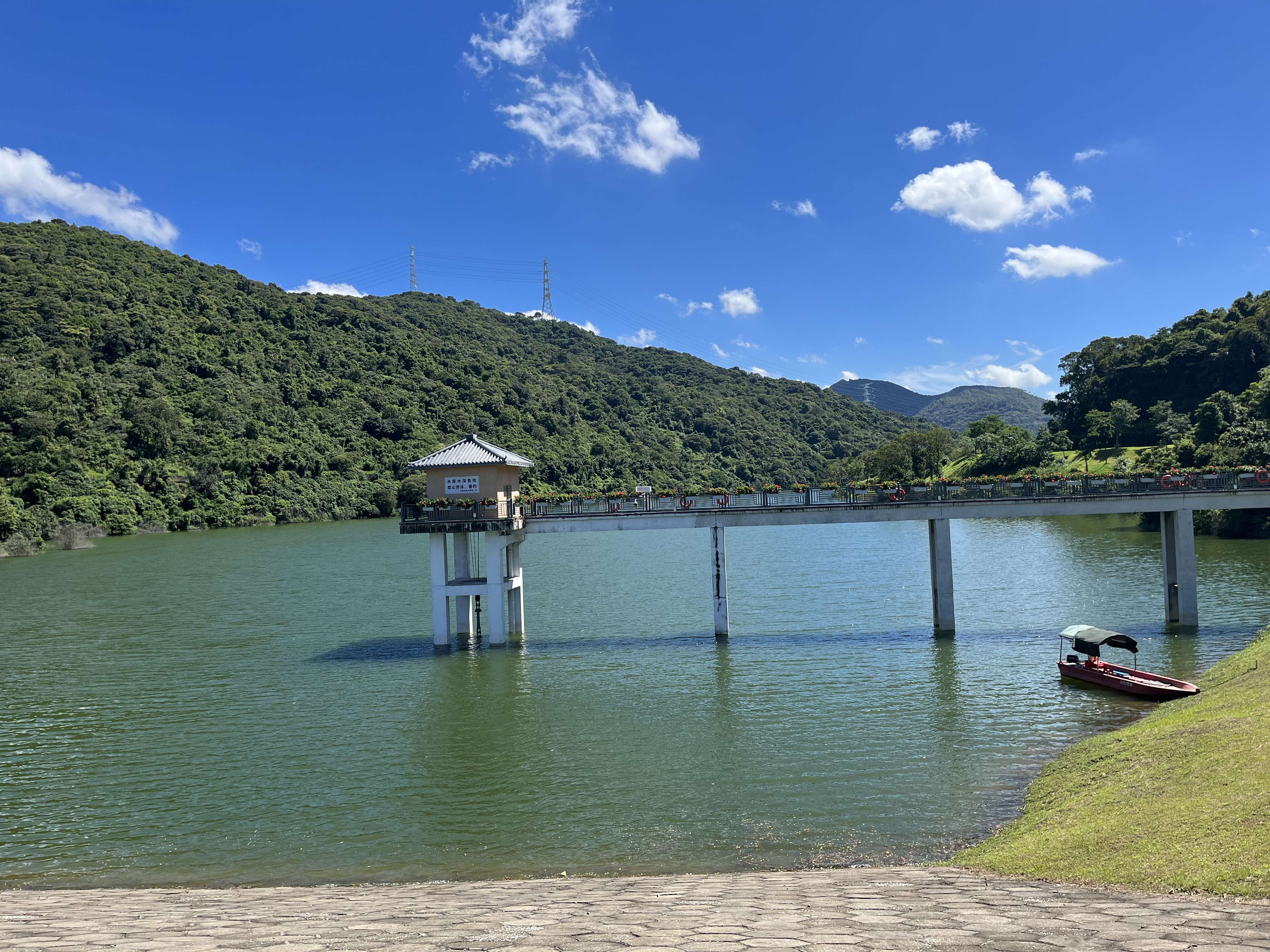 石河子 的想法: 原本黄埔水声水库是个宝藏之地,称得上户