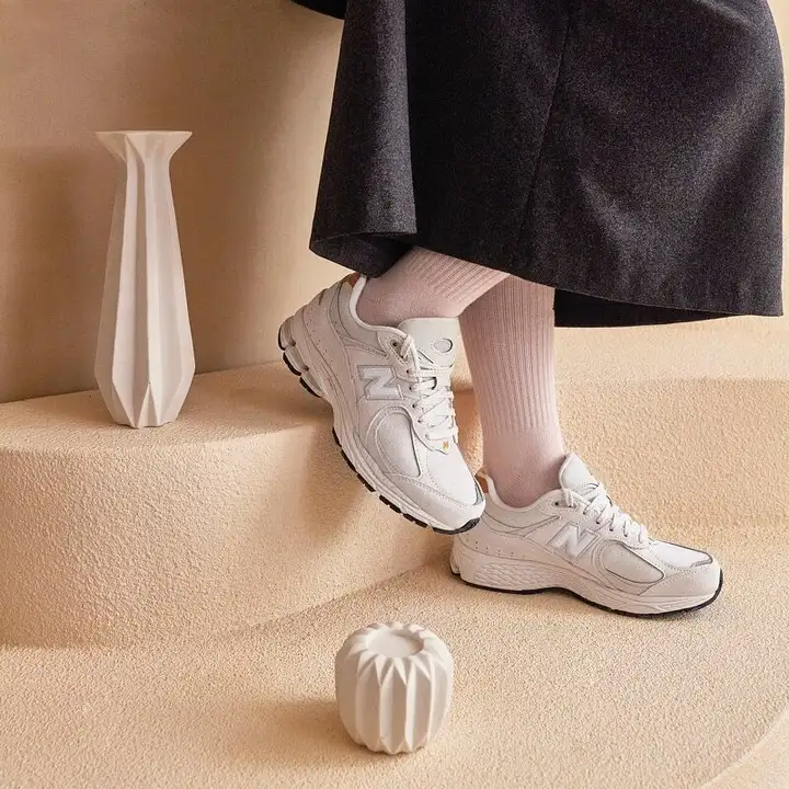 史上最贵的New Balance，10 万都买不到- 知乎