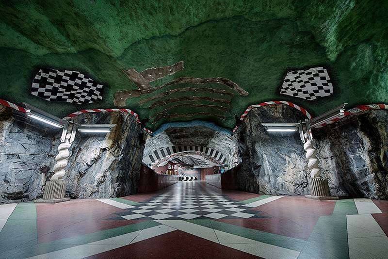 莫斯科vs斯德哥尔摩 谁家地铁才是 世界最美地铁站 知乎