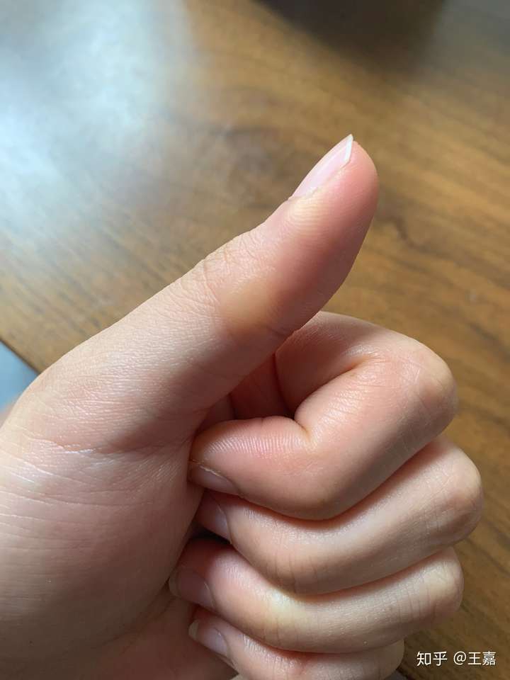 大提琴拇指把位拇指正确按弦的姿势是什么长茧位置在哪里