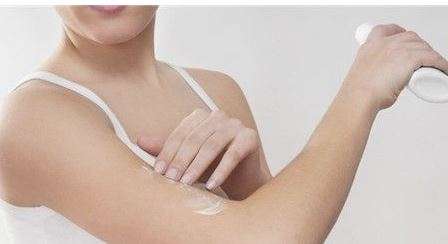 鸡皮肤怎么消除油脂(如何去除鸡皮肤小窍门) 鸡皮肤怎么消除油脂(如何去除鸡皮肤小窍门)