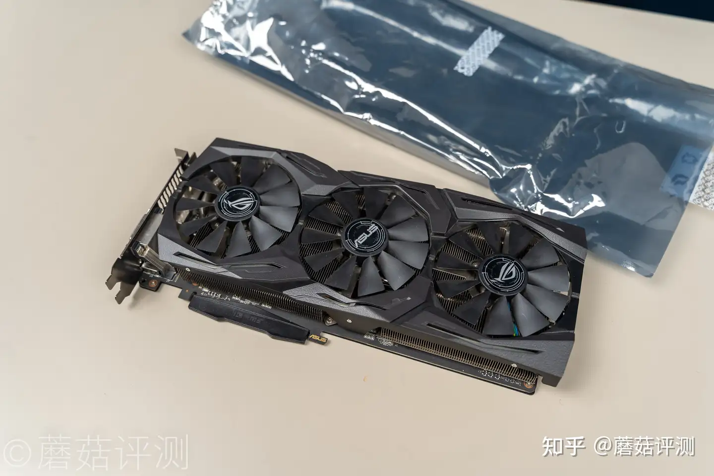 颜值依然很能打，但性能就不太行了、华硕ROG STRIX-GTX1060-O6G-GAMING