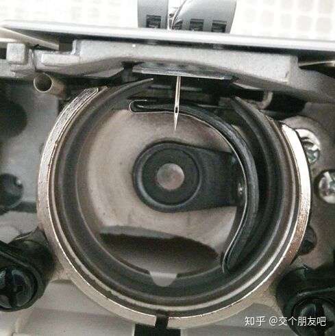 缝纫机底线总是上不来怎么办