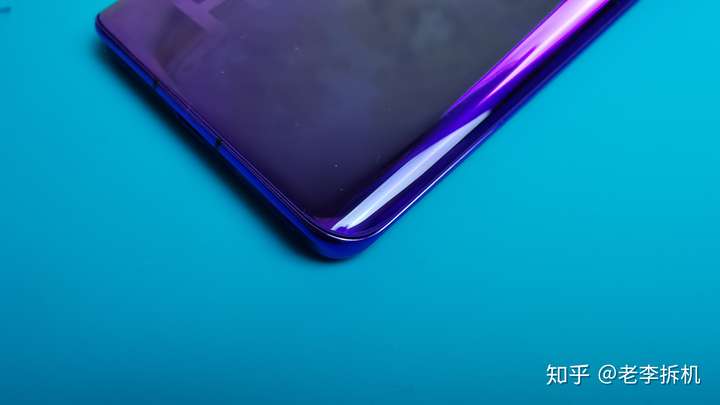 最新:荣耀30 Pro图文拆机图解分享 数码拆机百科 第3张-巨头拆机测评网 最新:荣耀30 Pro图文拆机图解分享 数码拆机百科 第3张