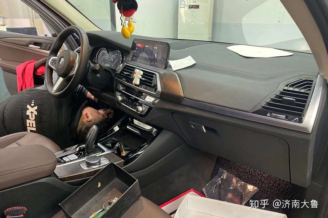 大鲁玩车 新款宝马x3加装hud抬头显示不做低头族 知乎