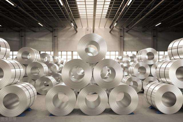 投资银河汇 1人 赞同了该文章 铝是一种轻金属,其化合物在自然界中