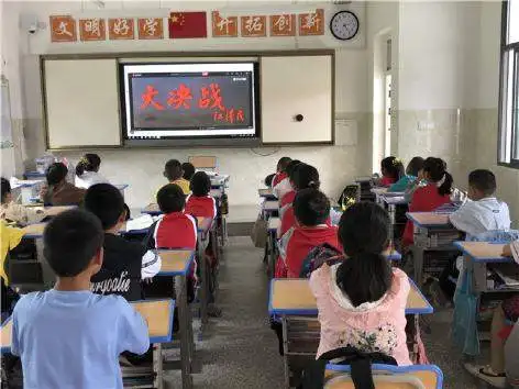 学党史办实事，情暖六一欢乐多——兴山开展“六一”关爱慰问活动