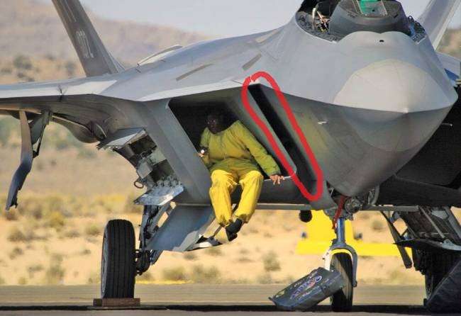 f22的附面层隔板都不怕. 鸭翼算个毛线